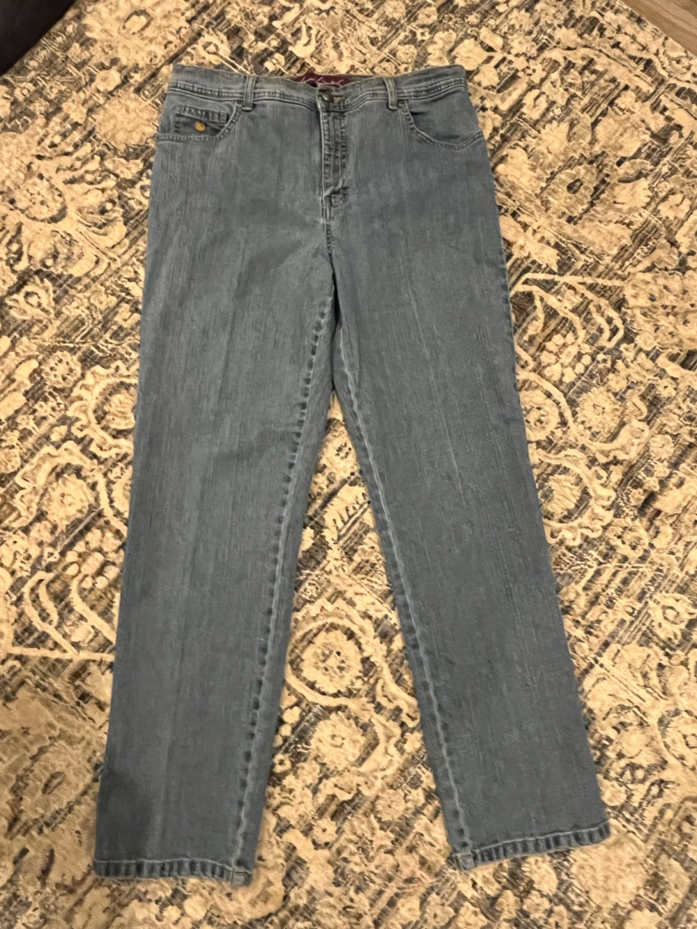 Gloria Vanderbilt Light Blue Straight-Leg Jeans